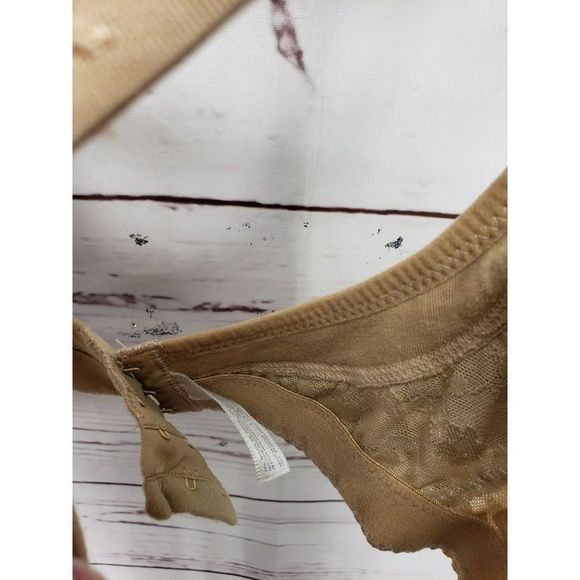 Chic Shaper Beige Tan Size Large 40/42 Hook And Eye Closure Perfect Posture Bra - Picture 5 of 10